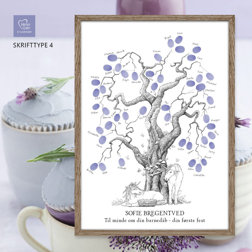 Fingeraftryksplakat med træ og enhjørninge – håndtegnet gæstebog plakat til barnedåb og navngivning.