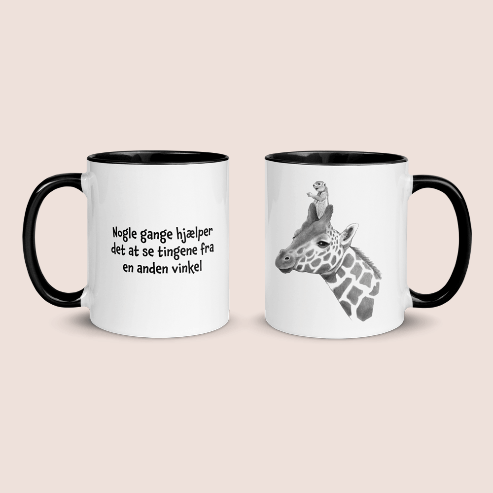 "Nogle gange hjælper det at se tingene fra en anden vinkel" - krus