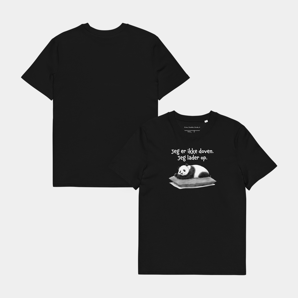 T-shirt med citat og panda – Jeg lader op