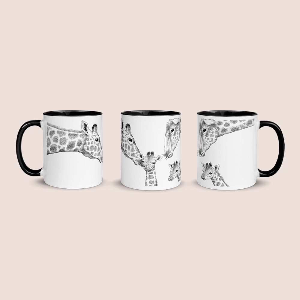 Krus med giraffamilie og 2 unger