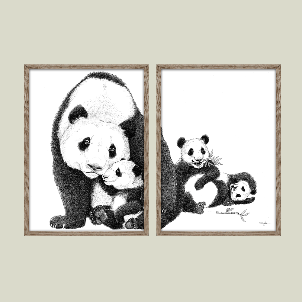 Håndtegnet familieplakat med pandaer – forældre og unger i et roligt motiv, der symboliserer kærlighed, nærvær og tryghed.