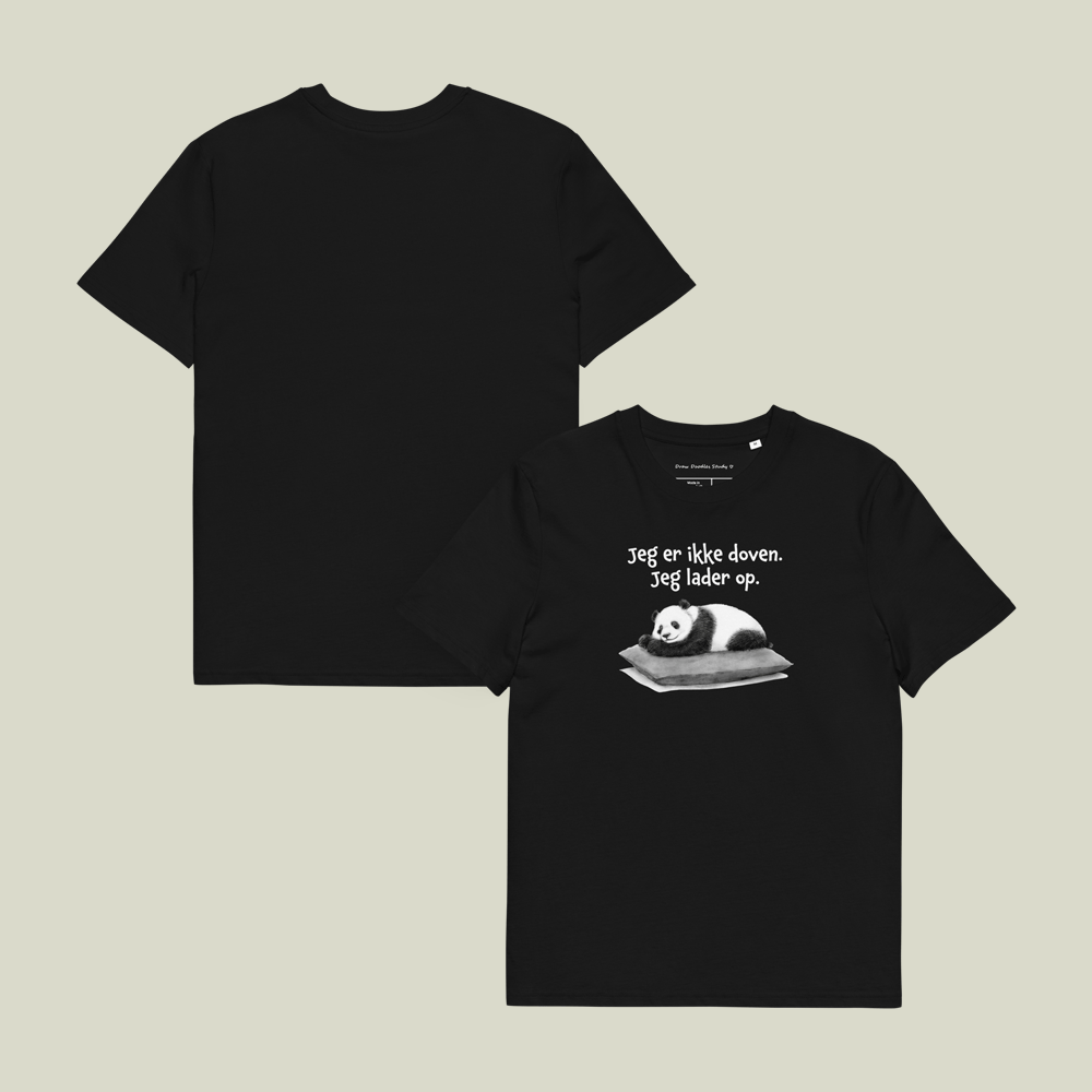 T-shirt med citat og panda – Jeg lader op