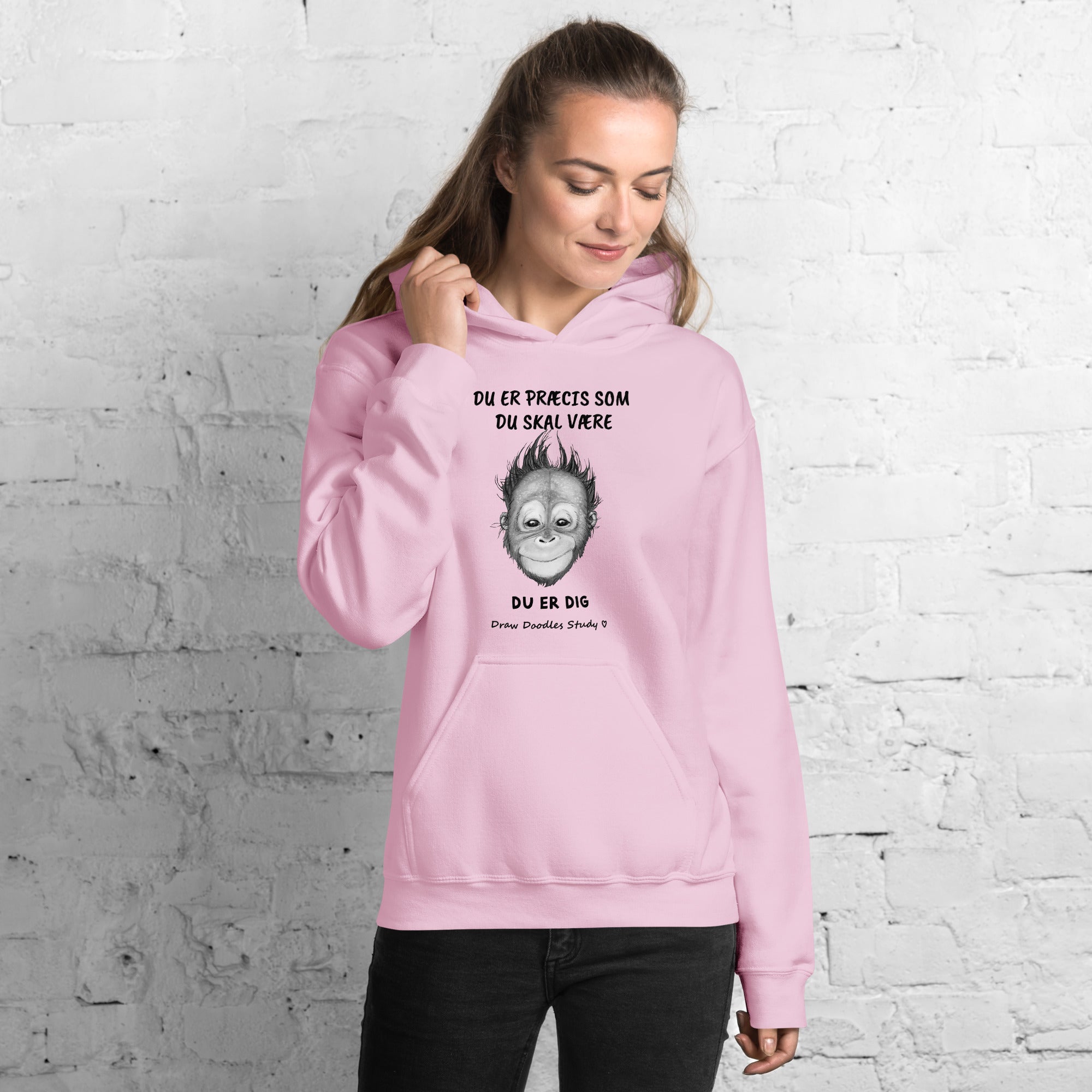 "Vær dig selv" - Unisex Hoodie (Op til 5XL) LYS